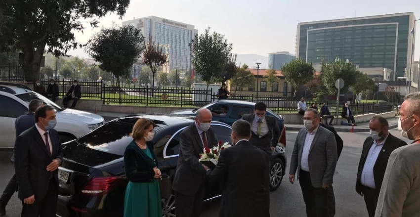 Arnavutluk Cumhuriyeti Ankara Büyükelçisi Sayın Kastriot ROBO Derneğimizi Ziyaret Etti.